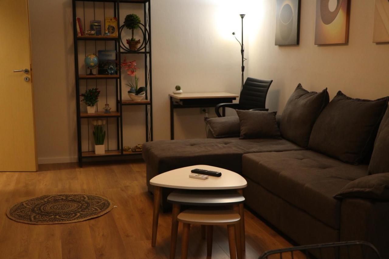 Pine Apartment Tiran Dış mekan fotoğraf
